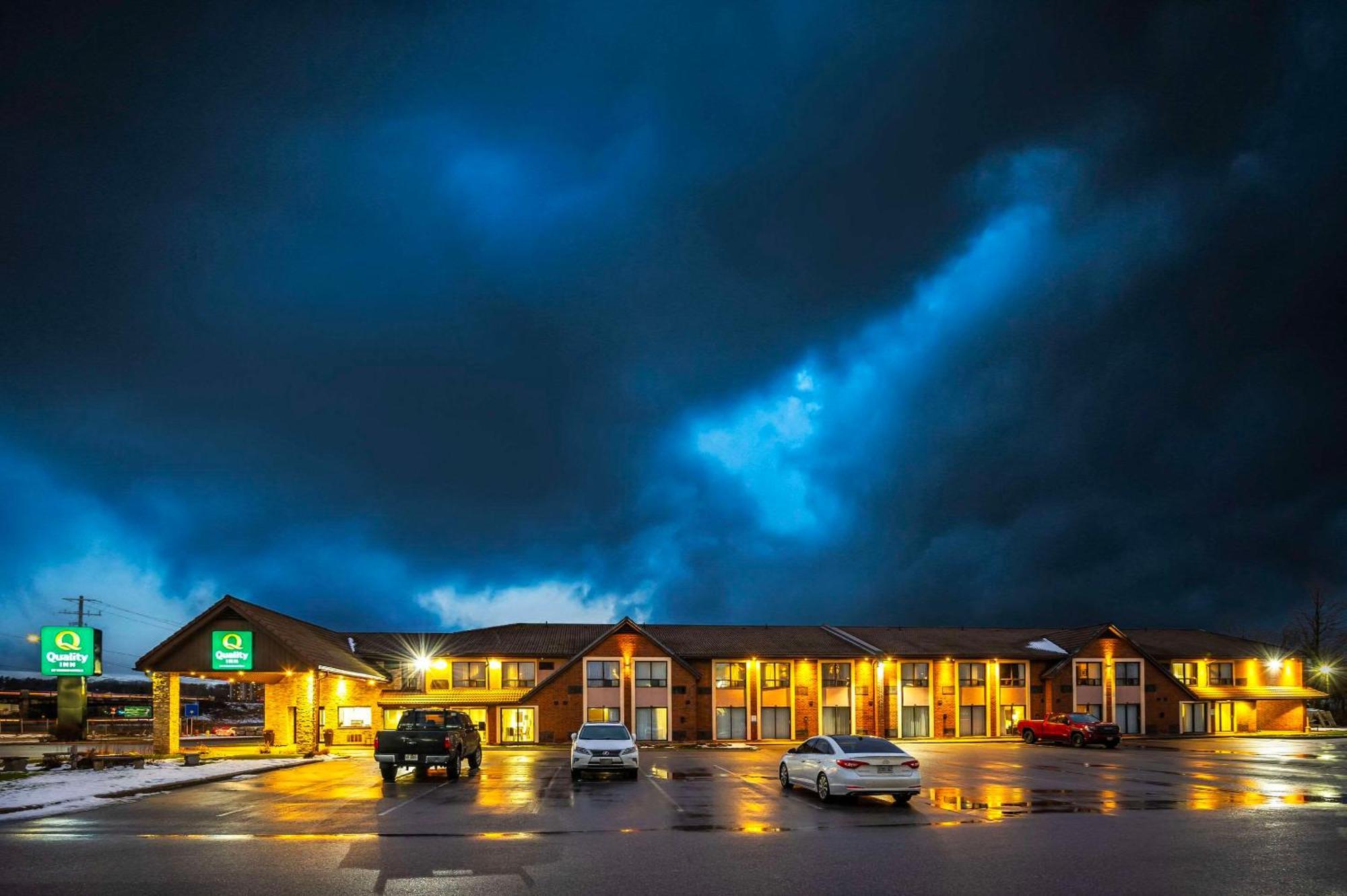 Comfort Inn Barrie Exterior foto