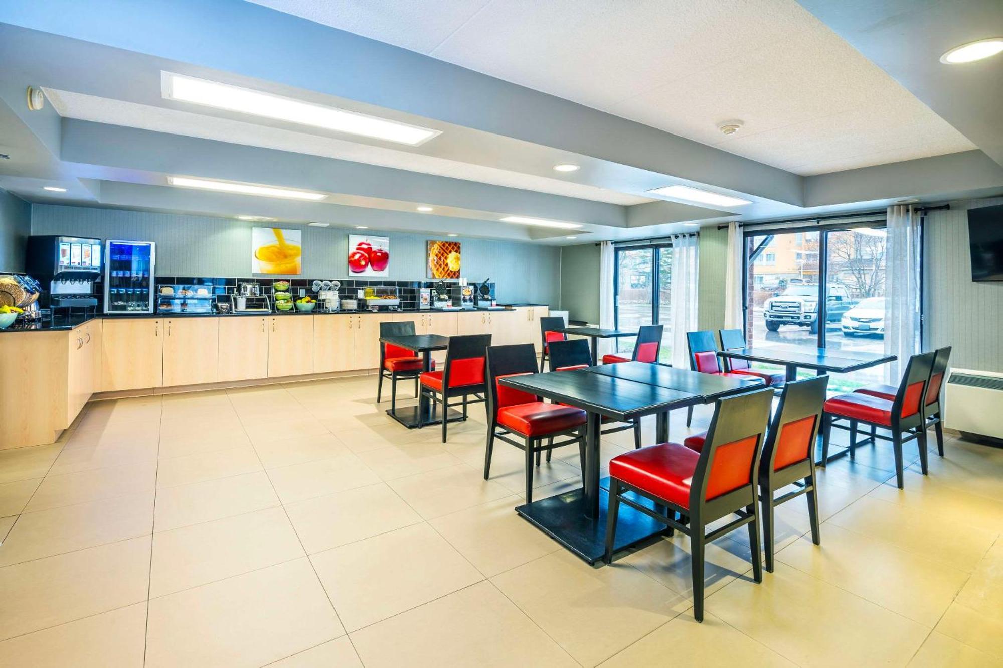 Comfort Inn Barrie Exterior foto